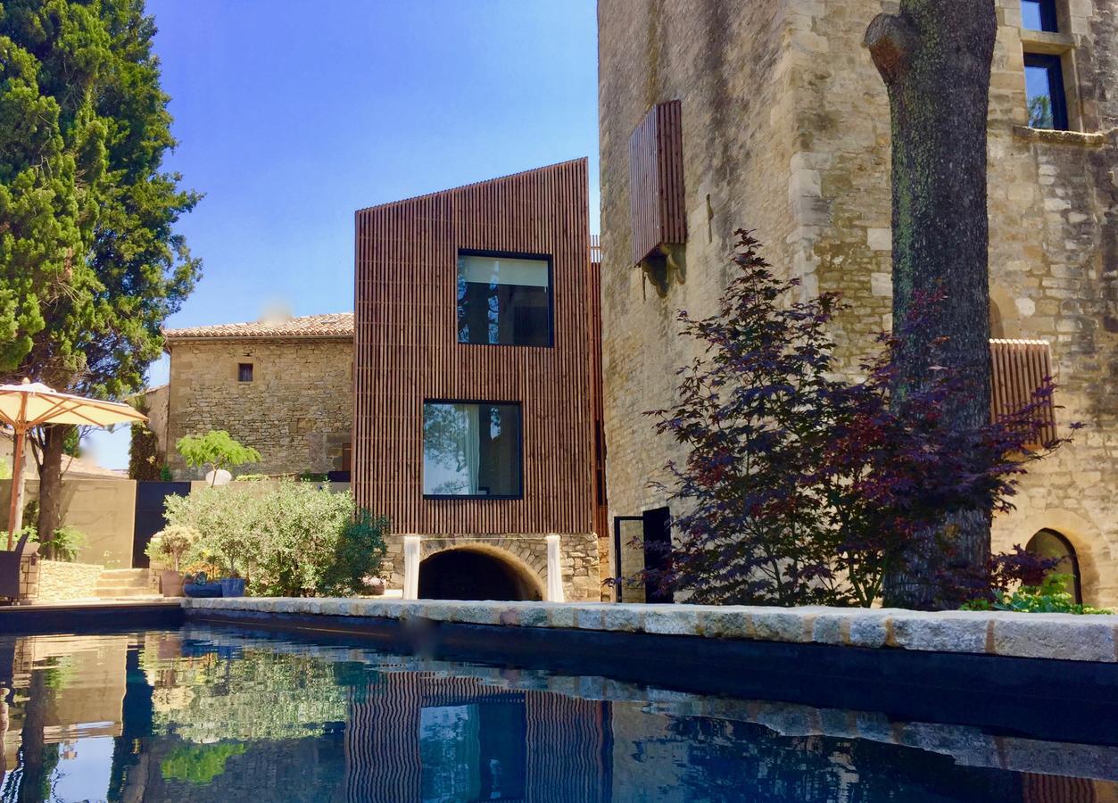 Bed and breakfast Tour Sarrazine de Montaren Extérieur photo